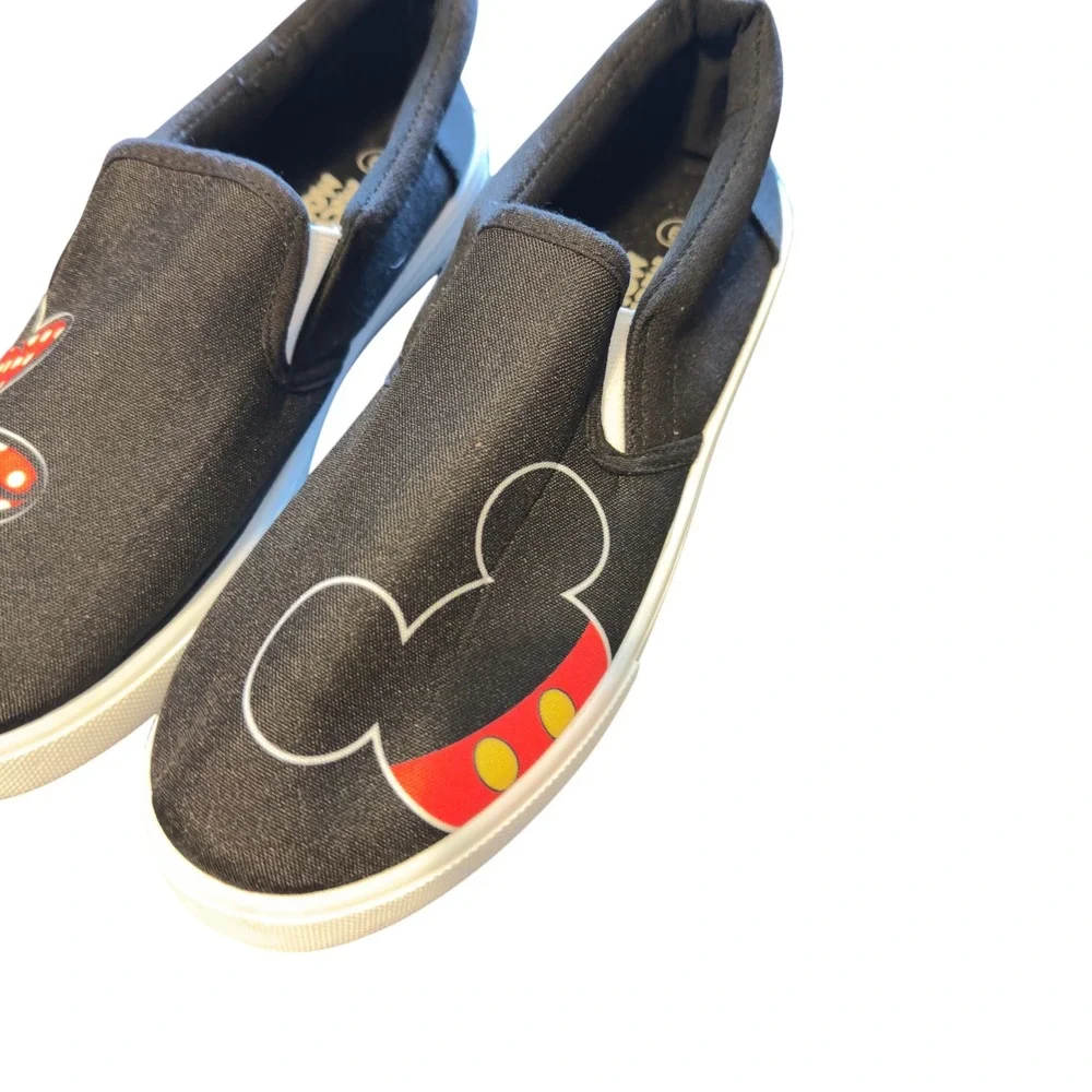 517 |Disney Mickey Mouse Slip on Sneakers Black‎ Canvas Women's Size 6